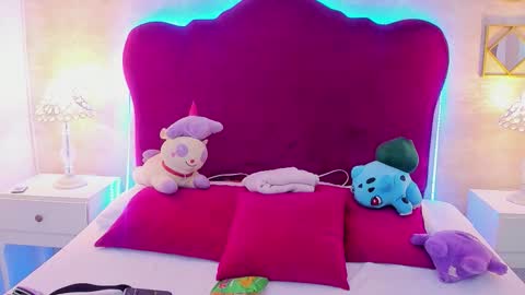 Snapshot of laylaadoll_ chatting on October 2, 6:48 pm Lau online show from October 2, 6:48 pm