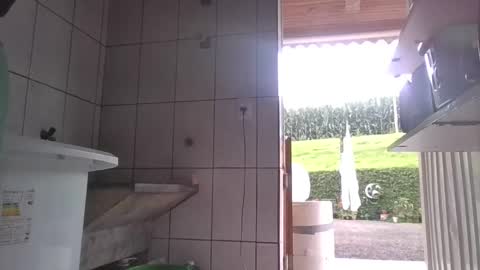 kelly online show from January 24, 5:21 pm