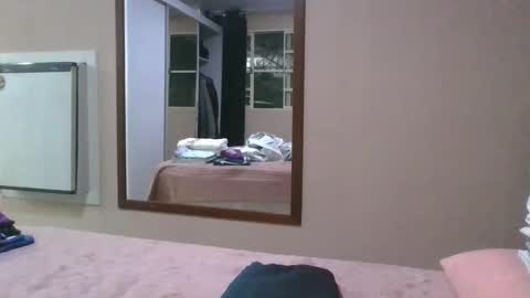 kelly online show from January 30, 10:41 pm