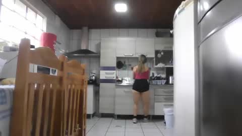 kelly online show from September 20, 8:21 pm