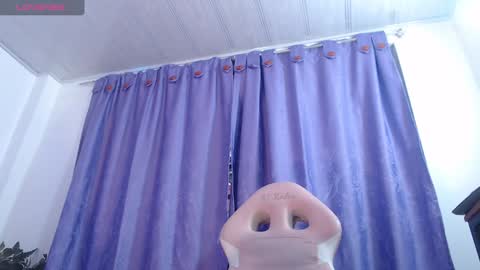 laylafoxy_tay online show from January 12, 3:03 pm