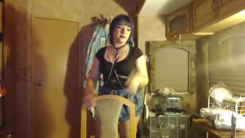 Snapshot of laylajewel chatting on March 26, 2:39 am laylajewel online show from March 26, 2:39 am