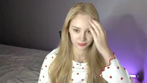 Snapshot of laylapretty001 chatting on January 13, 5:13 am LaylaPretty001 online show from January 13, 5:13 am