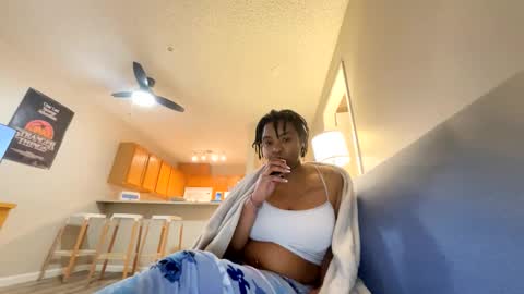 Layla Ros online show from February 3, 6:22 am