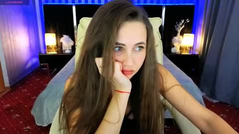 Snapshot of laylla_starr chatting on November 30, 1:59 pm laylla_starr online show from November 30, 1:59 pm