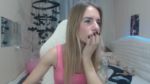 Snapshot of laymablast chatting on October 26, 7:03 am laymablast online show from October 26, 7:03 am