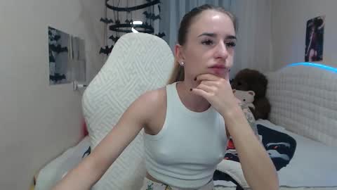 Snapshot of laymablast chatting on November 8, 9:42 am laymablast online show from November 8, 9:42 am