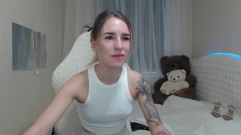 Snapshot of laymablast chatting on November 20, 7:19 am laymablast online show from November 20, 7:19 am