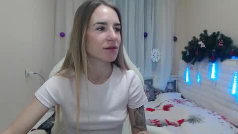 Snapshot of laymablast chatting on December 15, 7:01 am laymablast online show from December 15, 7:01 am