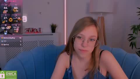 layriantavee online show from January 5, 1:04 pm