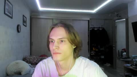 Vladi online show from April 9, 10:59 pm