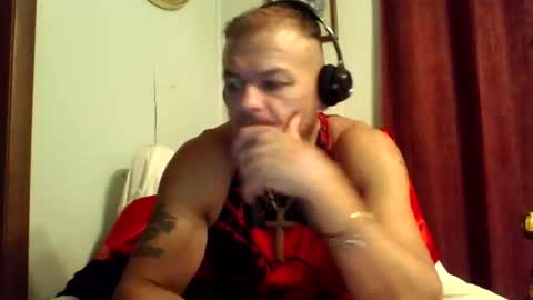 Snapshot of lazarusons777xxx chatting on October 8, 11:52 am lazarusons777xxx online show from October 8, 11:52 am