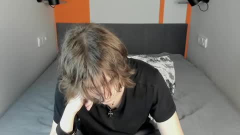 Alex online show from May 2, 12:48 am
