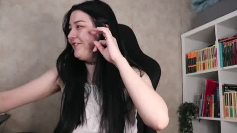 Snapshot of lazynut chatting on February 14, 3:47 am Lisa online show from February 14, 3:47 am