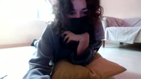 Snapshot of lazzy4ngel chatting on January 16, 8:14 pm lazzy4ngel online show from January 16, 8:14 pm