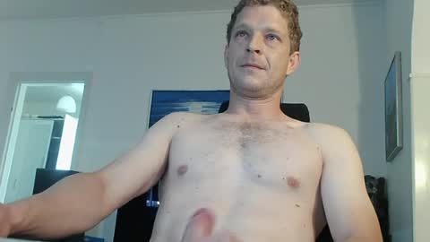 lboogie4242 online show from July 26, 7:04 am