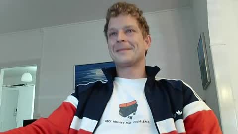 lboogie4242 online show from August 8, 8:38 am