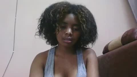 lea96546 online show from November 17, 5:52 pm