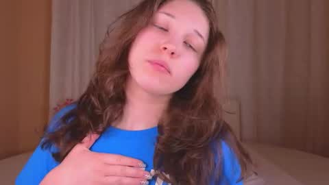 Lea online show from March 26, 5:18 pm