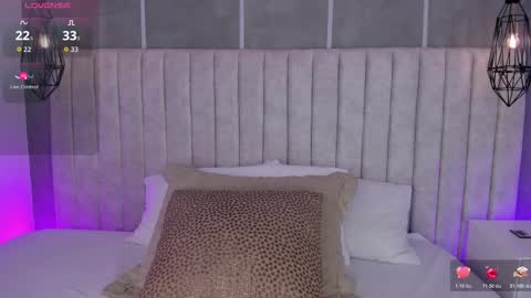 Snapshot of lea_gray chatting on February 12, 6:25 pm online show from February 12, 6:25 pm