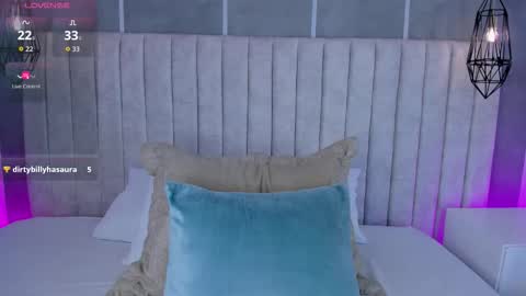 Snapshot of lea_gray chatting on February 27, 6:41 pm online show from February 27, 6:41 pm