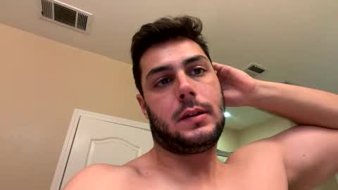 Snapshot of leaderzac chatting on March 23, 12:25 am leaderzac online show from March 23, 12:25 am