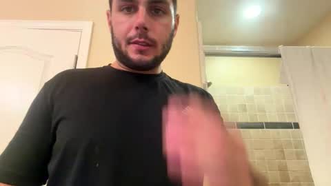 Snapshot of leaderzac chatting on March 24, 4:17 am leaderzac online show from March 24, 4:17 am