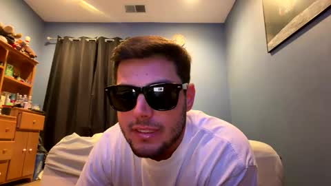 leaderzac online show from May 26, 2:40 am