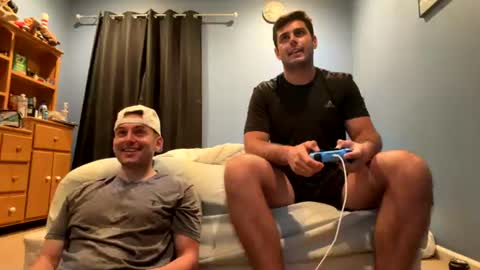 leaderzac online show from July 28, 11:17 am