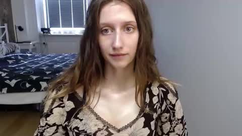 LEA online show from March 27, 8:26 am