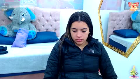 Leah online show from December 23, 12:52 pm