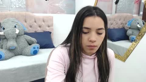 Leah online show from January 29, 12:35 pm