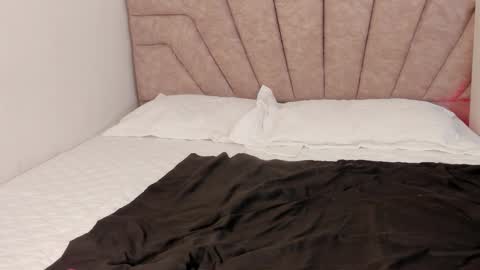 leahaltomm online show from October 29, 10:33 pm