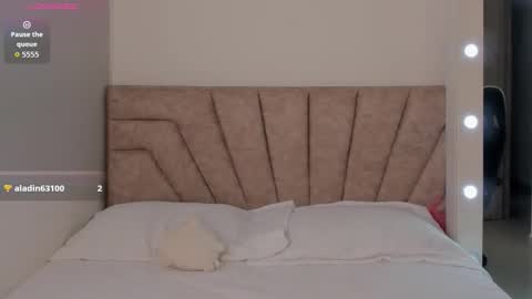 Snapshot of leahaltomm chatting on November 11, 9:37 pm leahaltomm online show from November 11, 9:37 pm