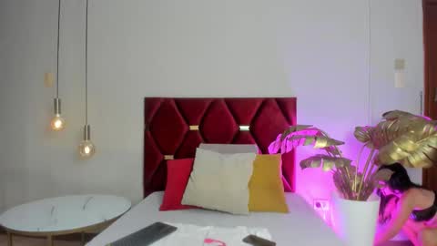 Snapshot of leahcaarter chatting on September 8, 6:07 pm Leah Carter online show from September 8, 6:07 pm