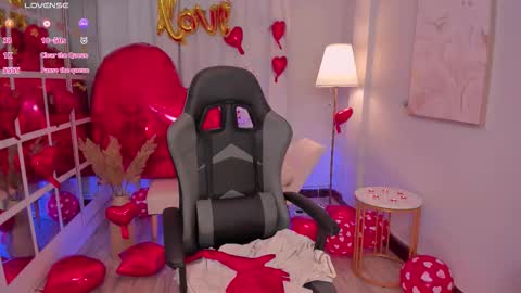 Leah Jones online show from February 14, 4:04 pm