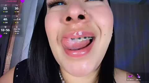 Snapshot of leahtemptation chatting on September 21, 10:17 am leah online show from September 21, 10:17 am