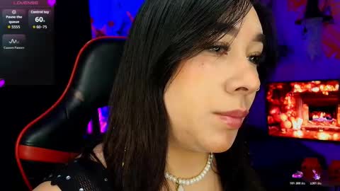 Snapshot of leahtemptation chatting on October 30, 8:49 am leah online show from October 30, 8:49 am