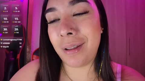 Snapshot of leahtemptation chatting on November 15, 10:48 pm leah online show from November 15, 10:48 pm