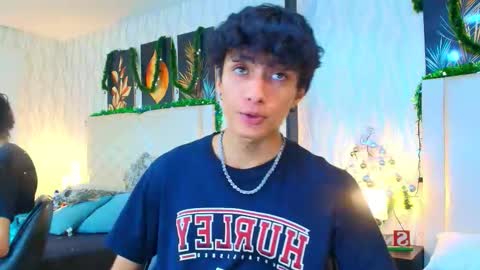 Lean online show from December 15, 10:03 pm