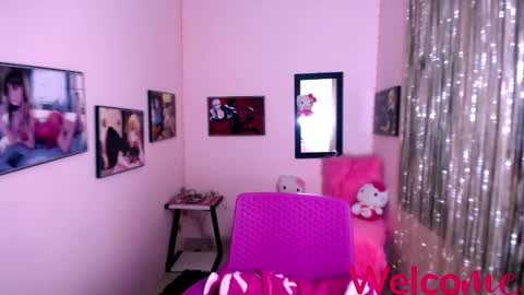 Leandra online show from December 26, 6:43 pm