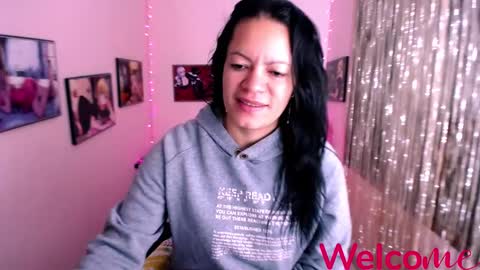 Leandra online show from January 14, 12:35 pm