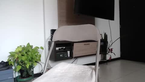 Leandro online show from March 30, 1:12 pm