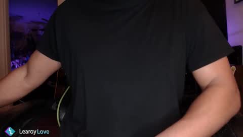 Snapshot of learoy chatting on March 2, 2:36 am Learoy online show from March 2, 2:36 am