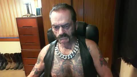 Snapshot of leathergreaser chatting on March 9, 7:48 pm leathergreaser online show from March 9, 7:48 pm
