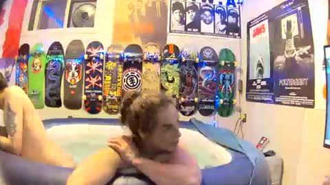 Snapshot of leatherluvefuck chatting on November 3, 2:35 am kinky dirty fuck online show from November 3, 2:35 am