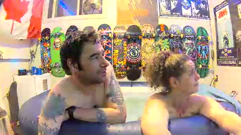 Snapshot of leatherluvefuck chatting on November 12, 3:18 am kinky dirty fuck online show from November 12, 3:18 am