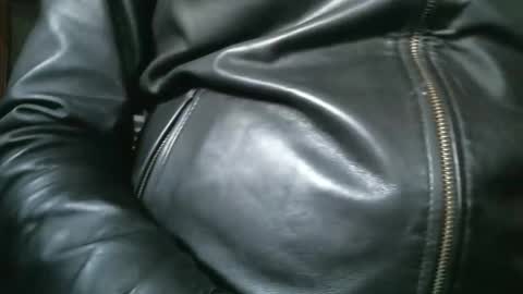Snapshot of leathermotocross001 chatting on October 14, 4:19 pm Leathermotocross online show from October 14, 4:19 pm
