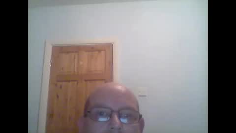 leatherpants68 online show from October 3, 7:11 pm