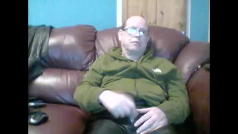 leatherpants68 online show from October 31, 9:05 pm